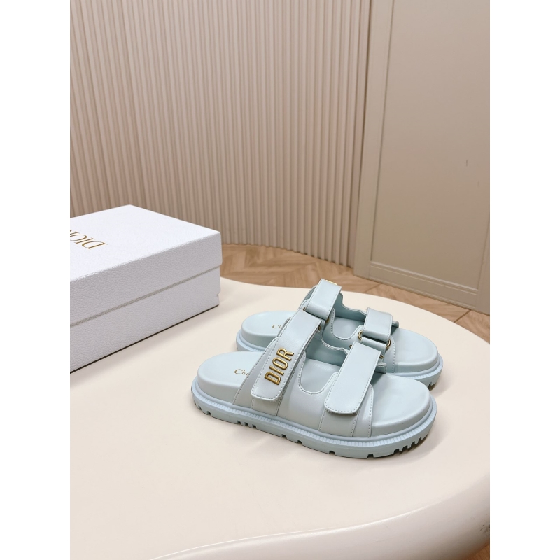 ch**an D*or slippers